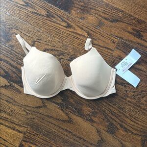 Calvin Klein Smooth T-Shirt Bra in Light Nude